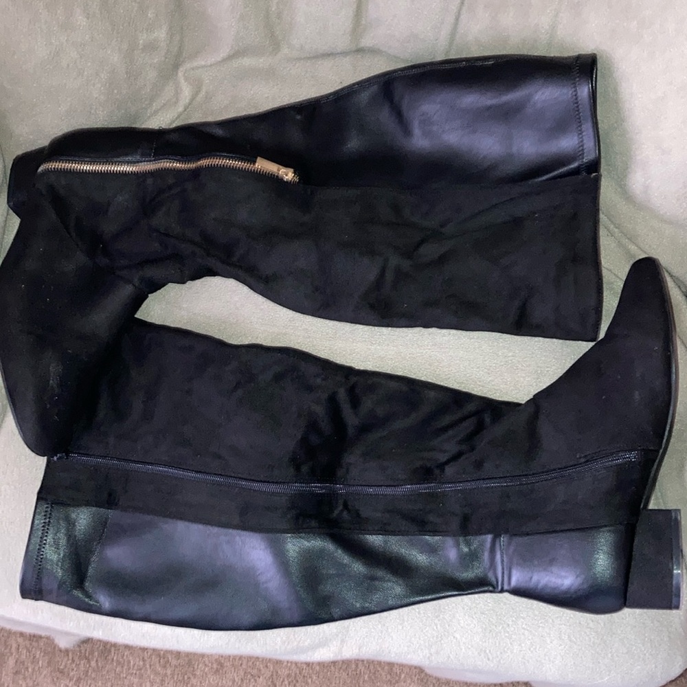 Comfortview Boots - new in package size 10 1/2 WW.